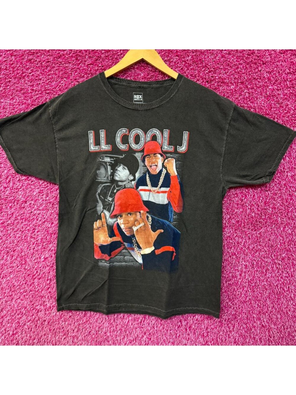 LL Cool J East Coast Rapper Collage Rock the Bells Rap Tee M
